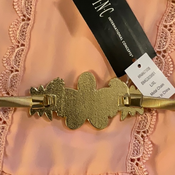 NWT Stretchy INC Gold Belt with Crystal Buckle Embellishment - Picture 4 of 4